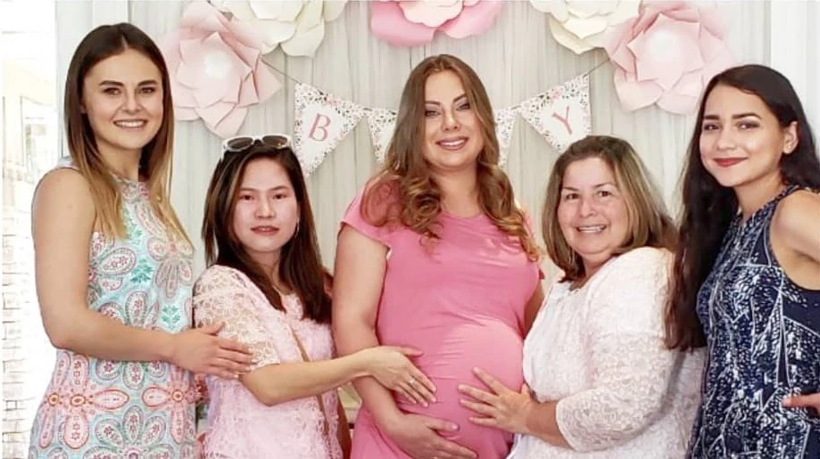 webbabyshower image from instagram mom with women guests baby shower