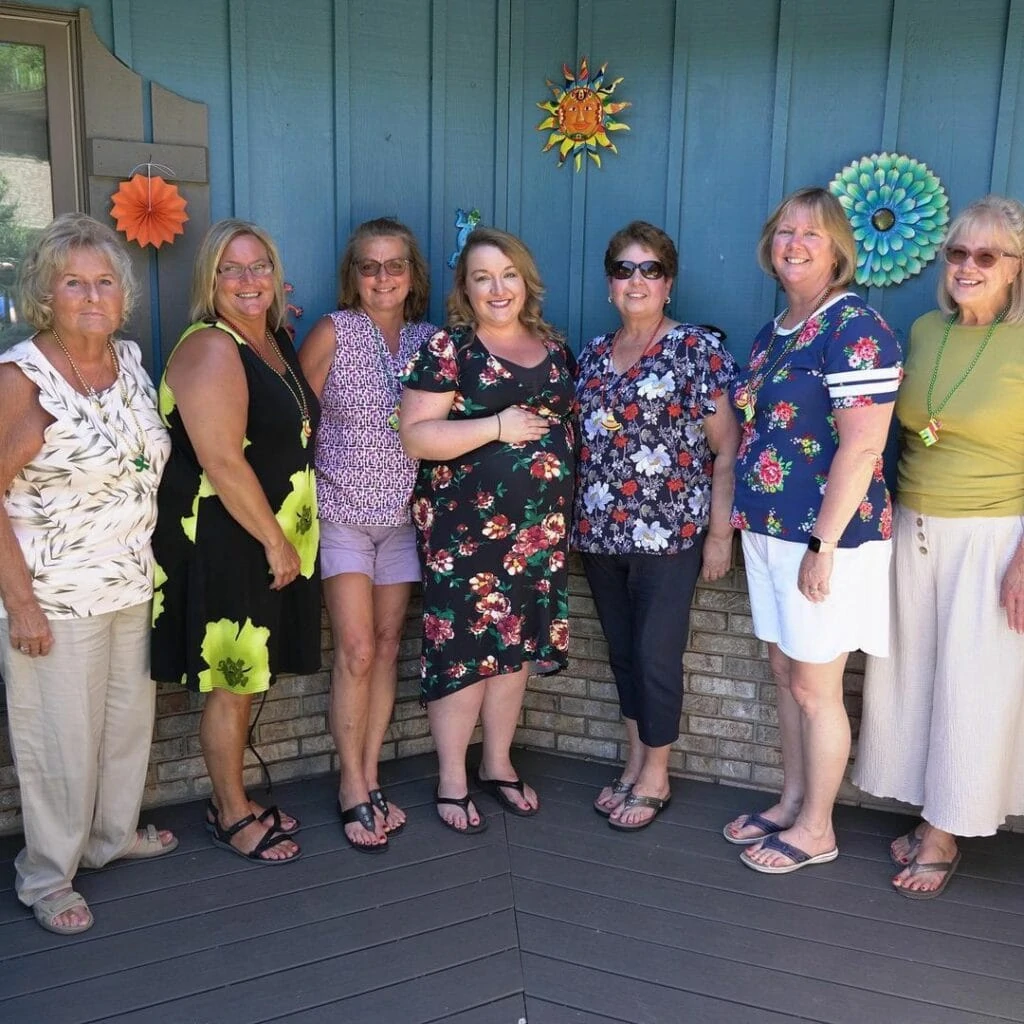 baby shower etiquette for grandma guests