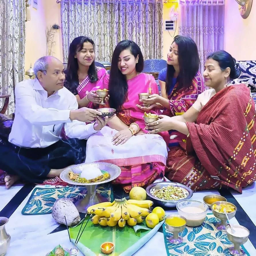 wbs instagram image babyshowertradition godhbharai 1 | WebBabyShower