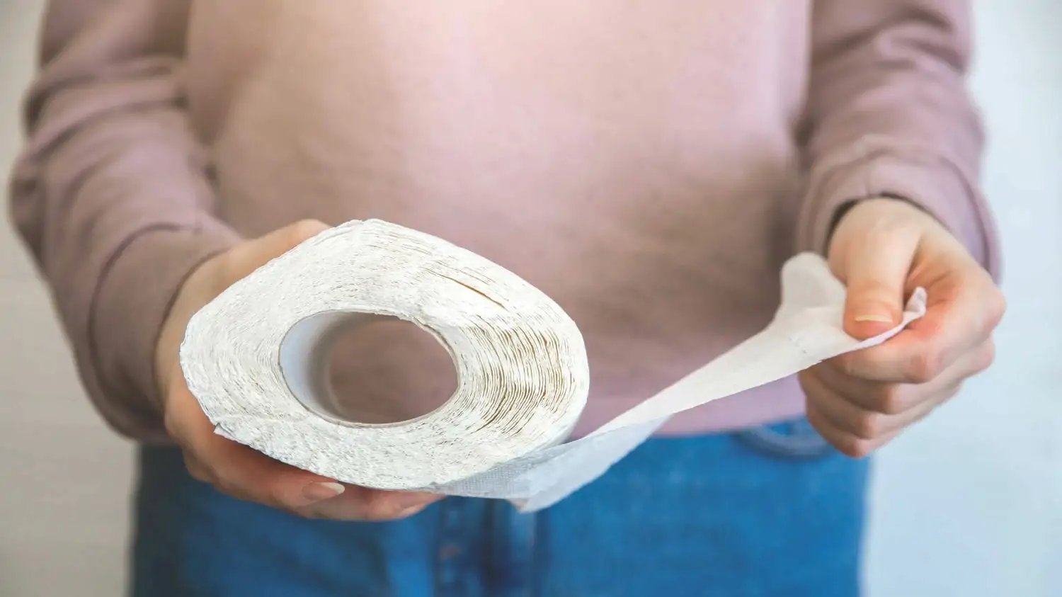 toilet paper roll for icebreaker game