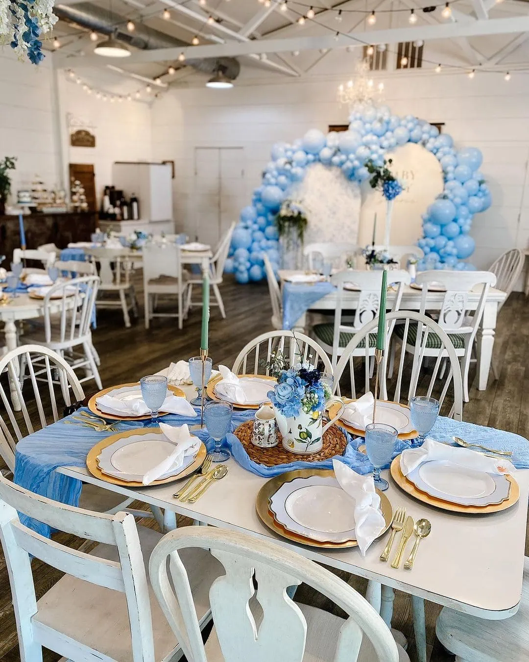 a picture of a tea party baby shower organized by Pop, Drop & Party Balloons in Illinois