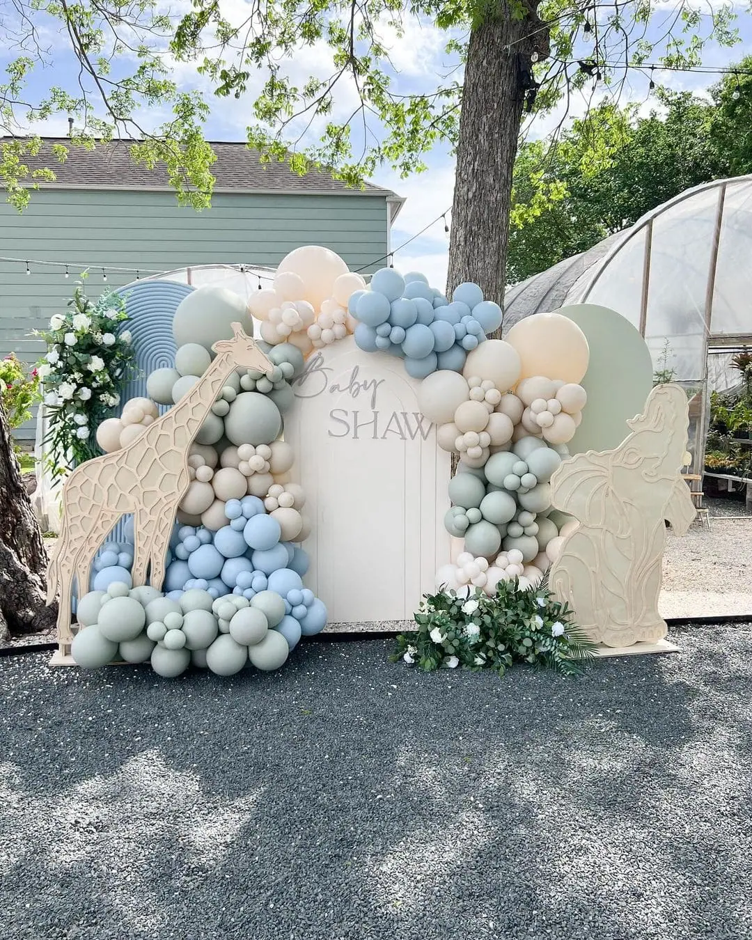 Safari baby shower theme 1 | WebBabyShower