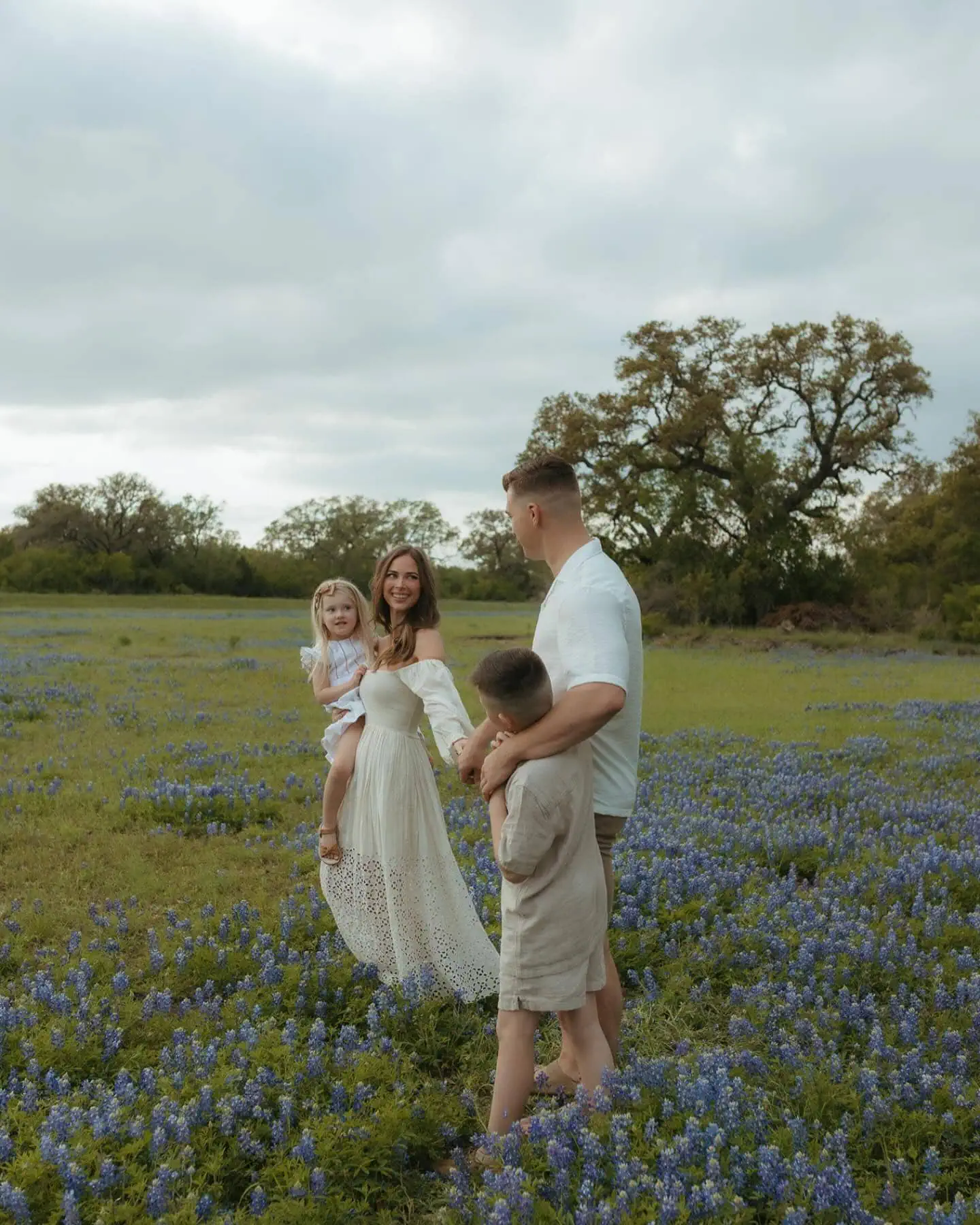 wbs partner pregnancy photoshoot ideas