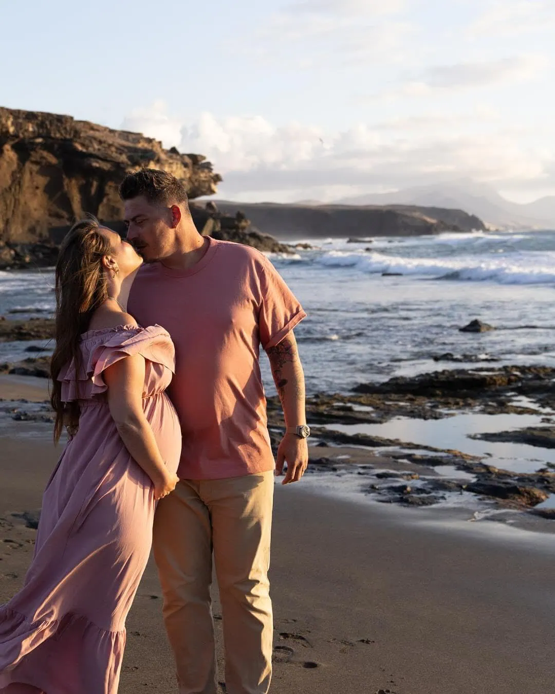 wbs partner pregnancy photoshoot ideas